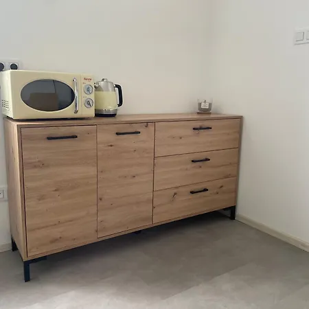 Monstera Iii - Industrial 3* Kolín