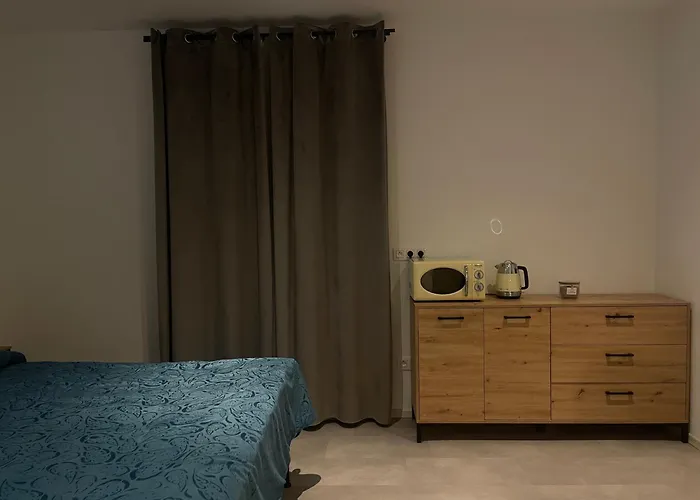 Pensjonat Monstera Iii - Industrial Kolín